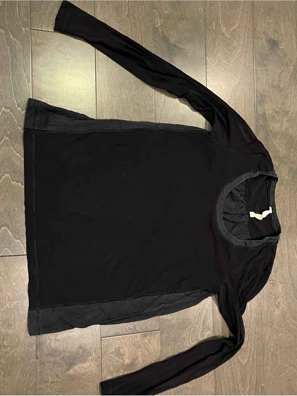 lululemon athletica Black Long-Sleeve Crew Top